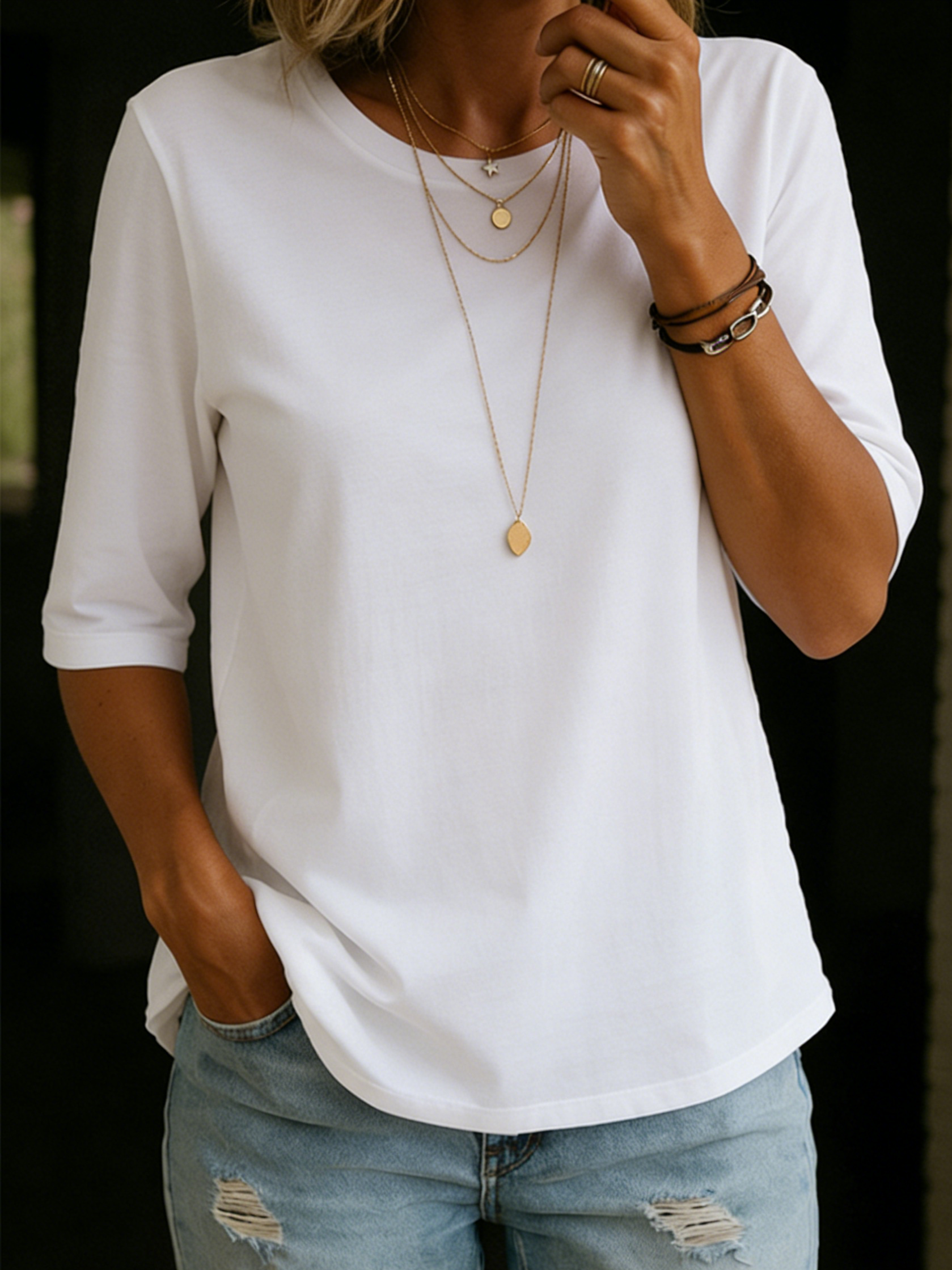 Women's Relaxed Fit Crew Neck 3/4 Sleeve T-Shirt Top
