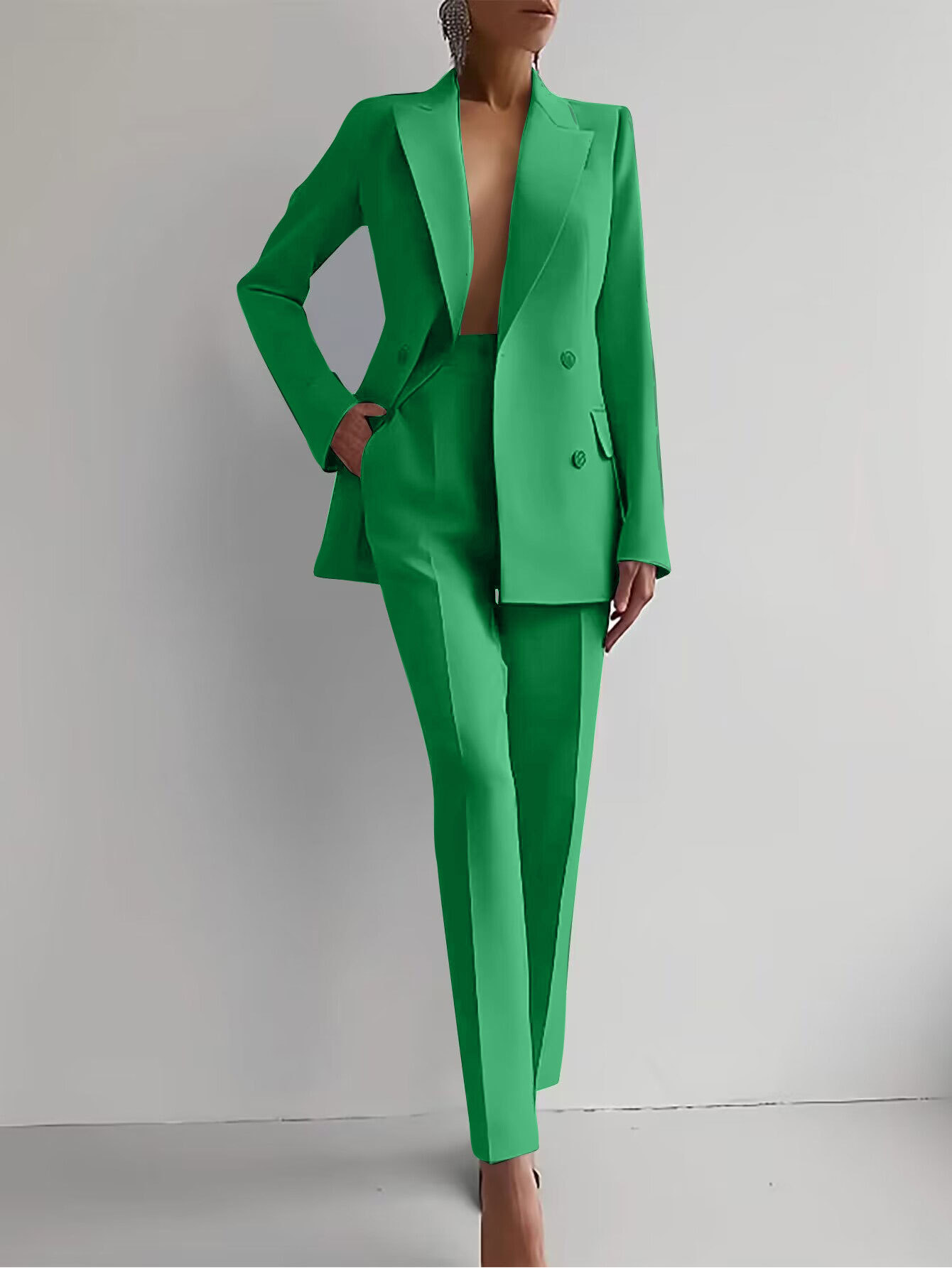 Ella | Women's Tailored Suit Set for Professional Wear 5