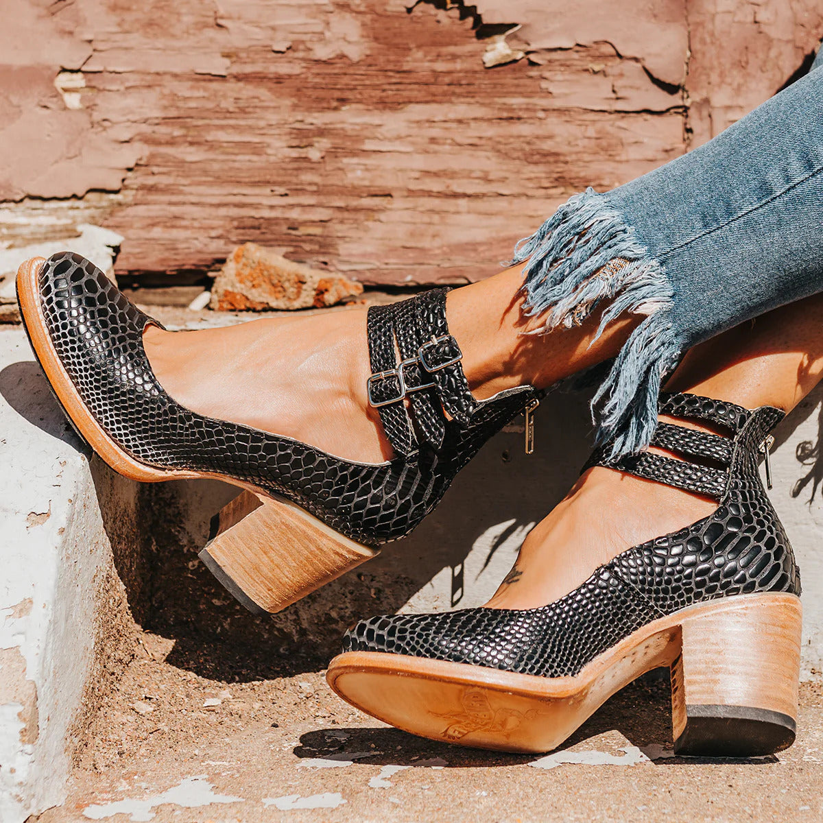 Women's Vintage Ankle Strap Heels Block Heel Elegant Sandals Premium Material