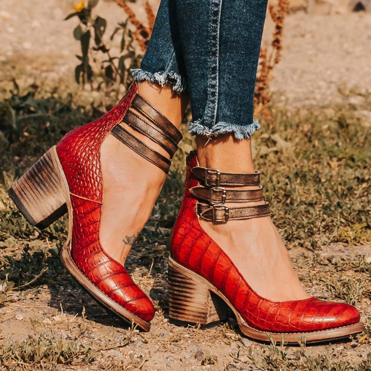 Women's Vintage Ankle Strap Heels Block Heel Elegant Sandals Premium Material