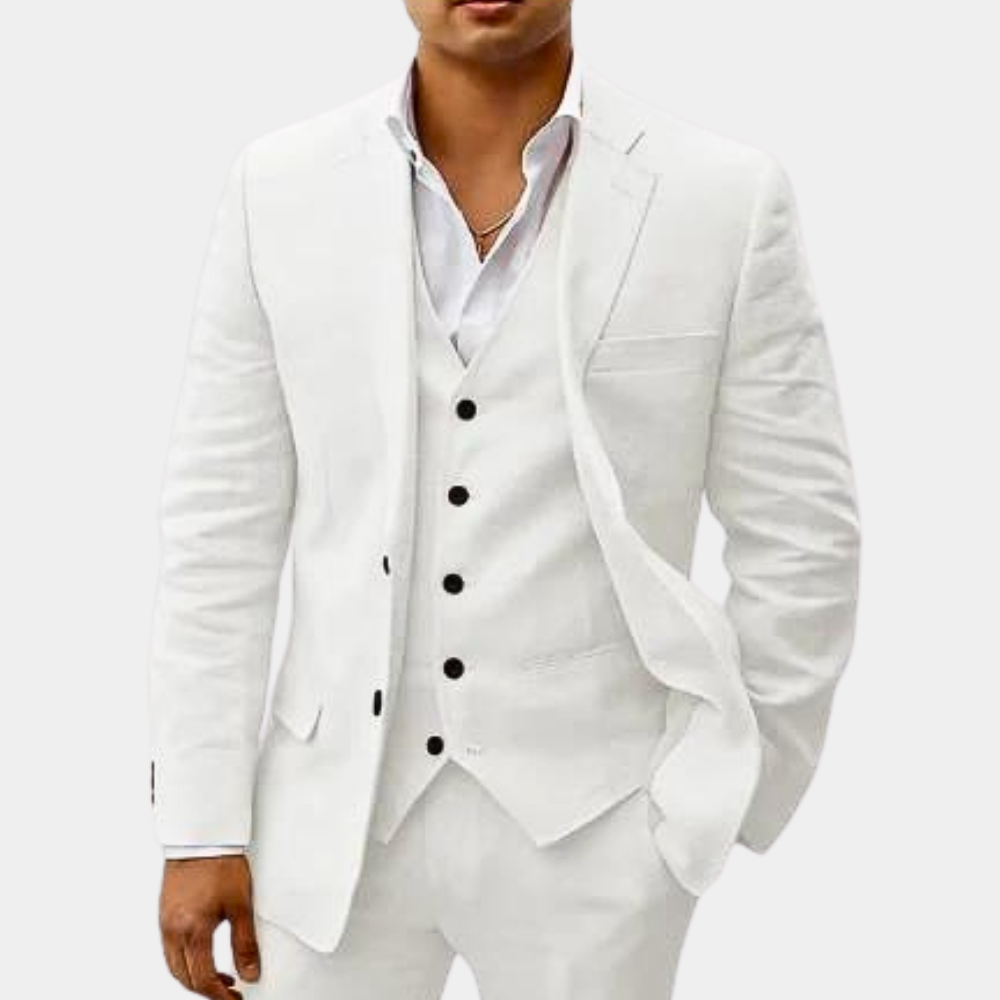 Alvion | Men’s Three-Piece Suit in a tailored polished look