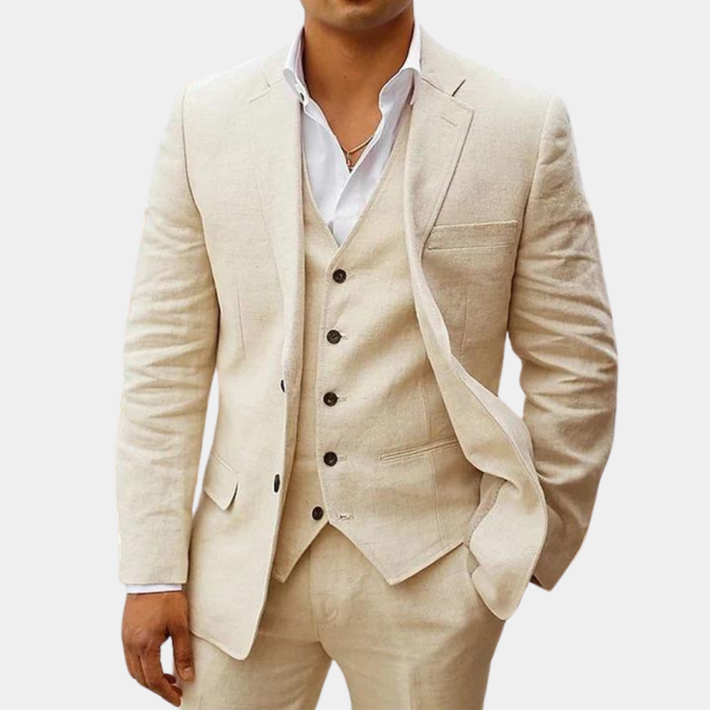 Alvion | Men’s Three-Piece Suit in a tailored polished look