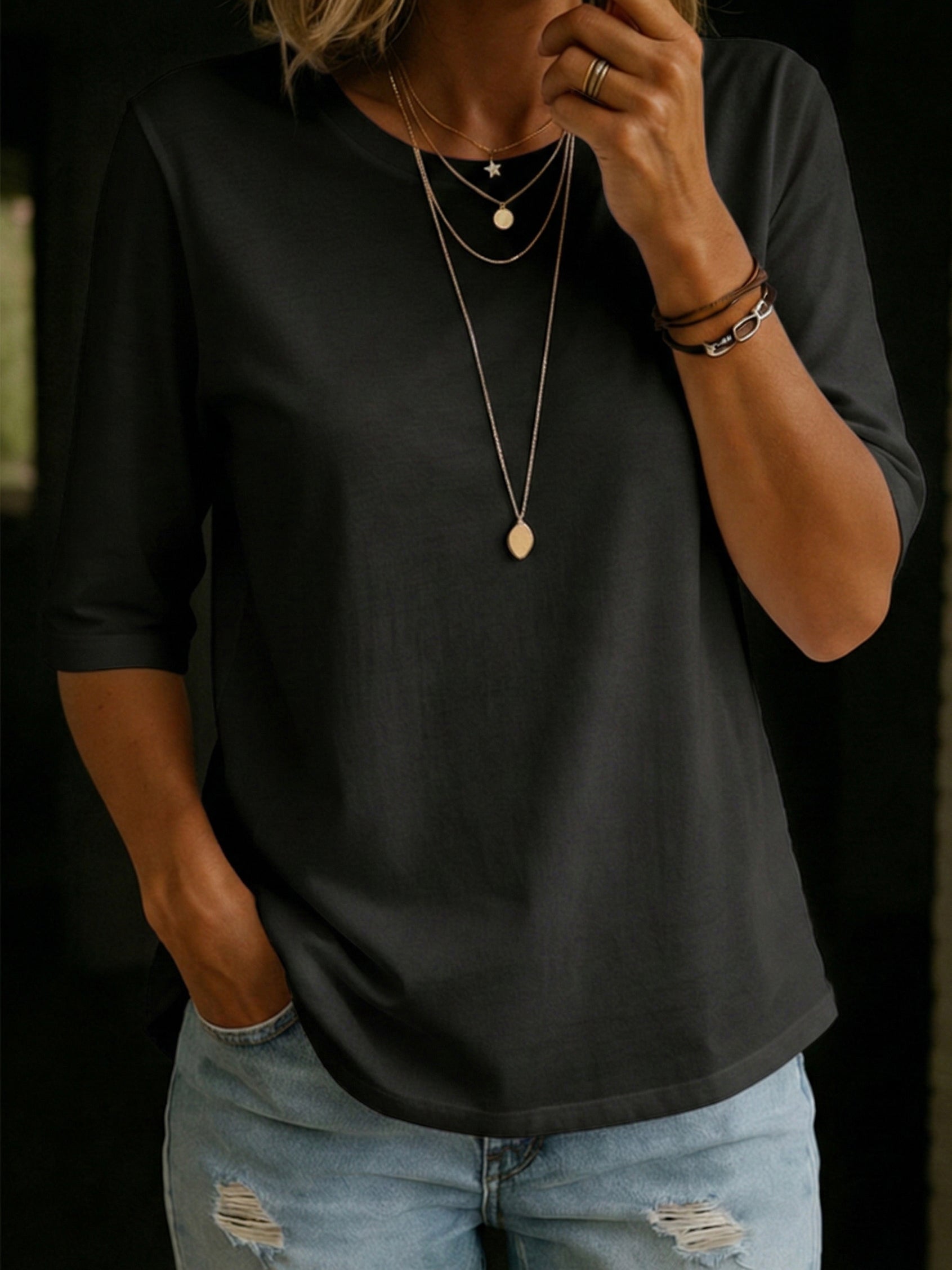 Women's Relaxed Fit Crew Neck 3/4 Sleeve T-Shirt Top